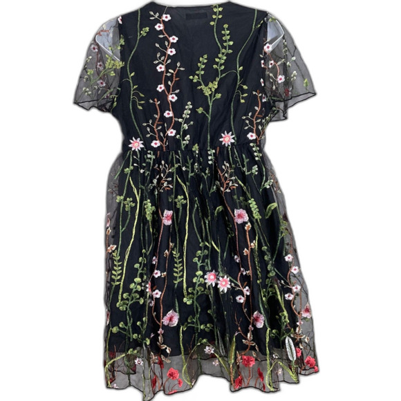 BloomChic embroidered Fairy mini dress Women’s Size 18-20 Black multicolor lined - Picture 2 of 12